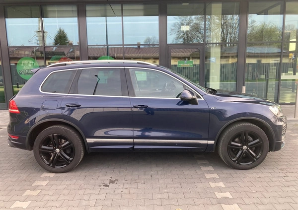 Volkswagen Touareg cena 96990 przebieg: 148700, rok produkcji 2013 z Skawina małe 92